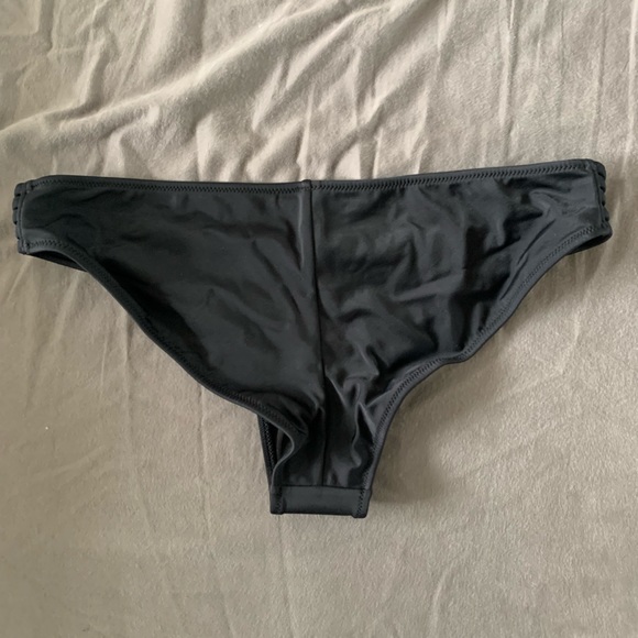 NWT/NWOT - VS Bikini Set - Picture 7 of 12